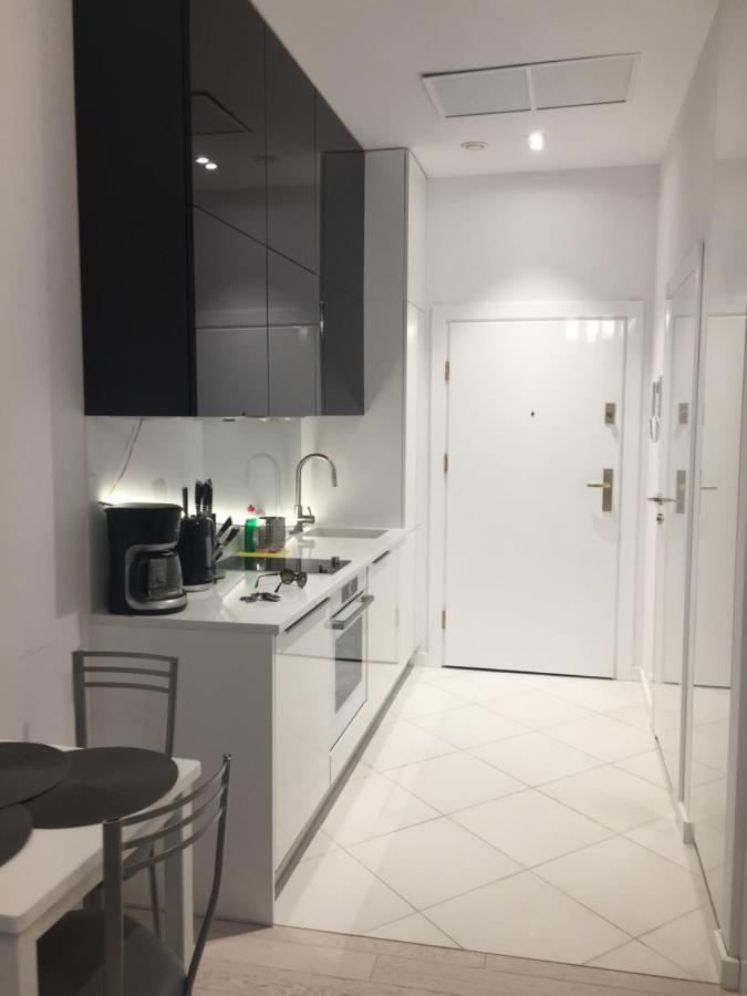 Dune B Apartment 007 -Studio On Ground Floor With Access To The Patio 미엘노 외부 사진